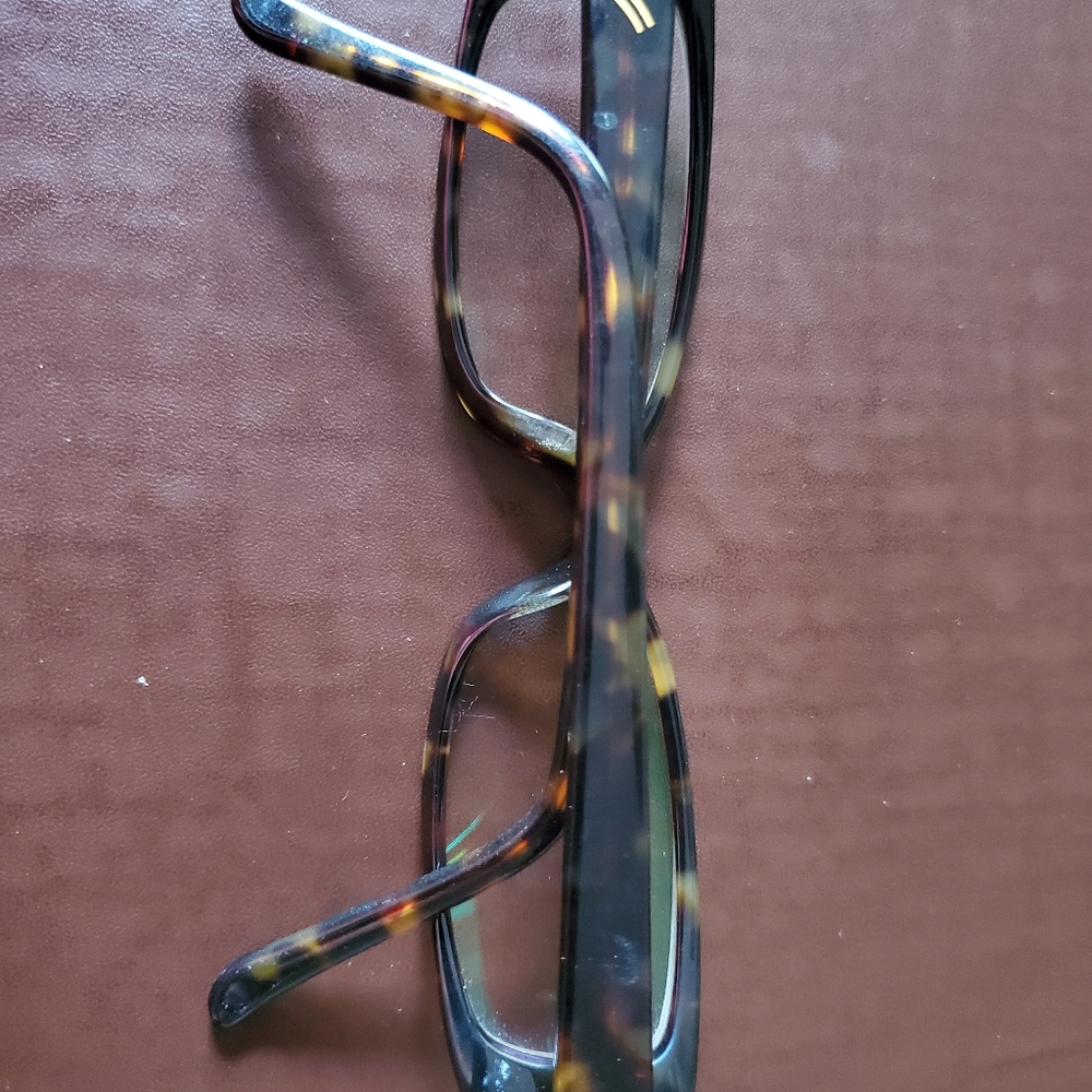 William Rast Eyewear - Picture 4 of 4